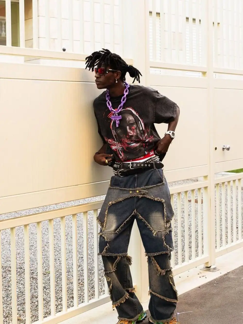 Patch Embroidered Straight-leg Jeans - 1572