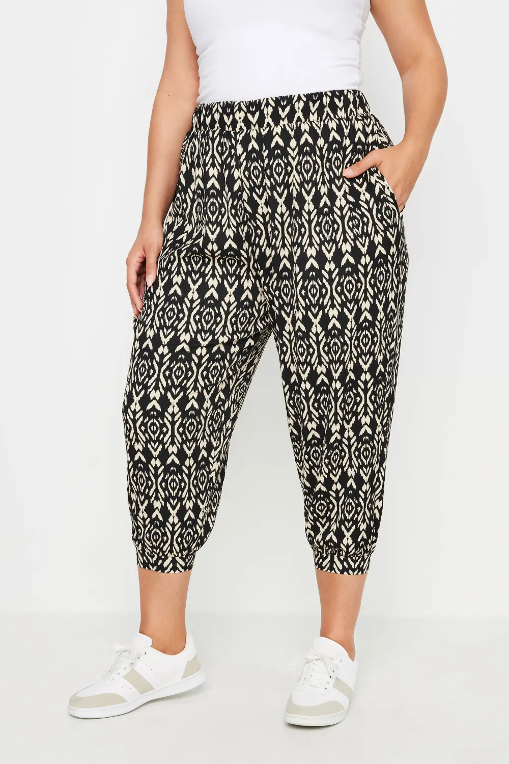 YOURS Curve Black Geometric Print Textured Cropped Harem Trousers