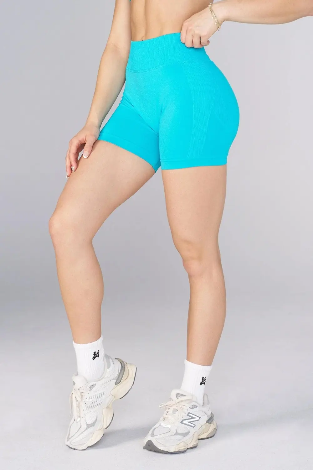 W148 Curve hourglass Shorts 5