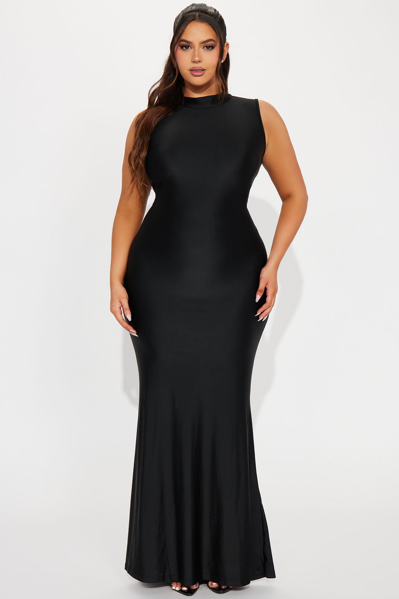 Barcelona Backless Maxi Dress - Black