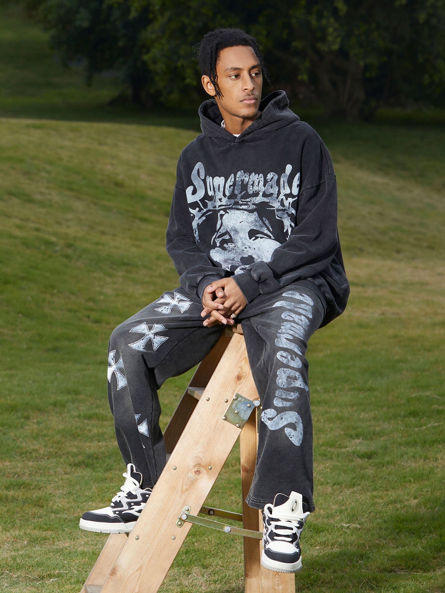 Heavy Duty Washed Jesus Graphic Hoodie - 1973