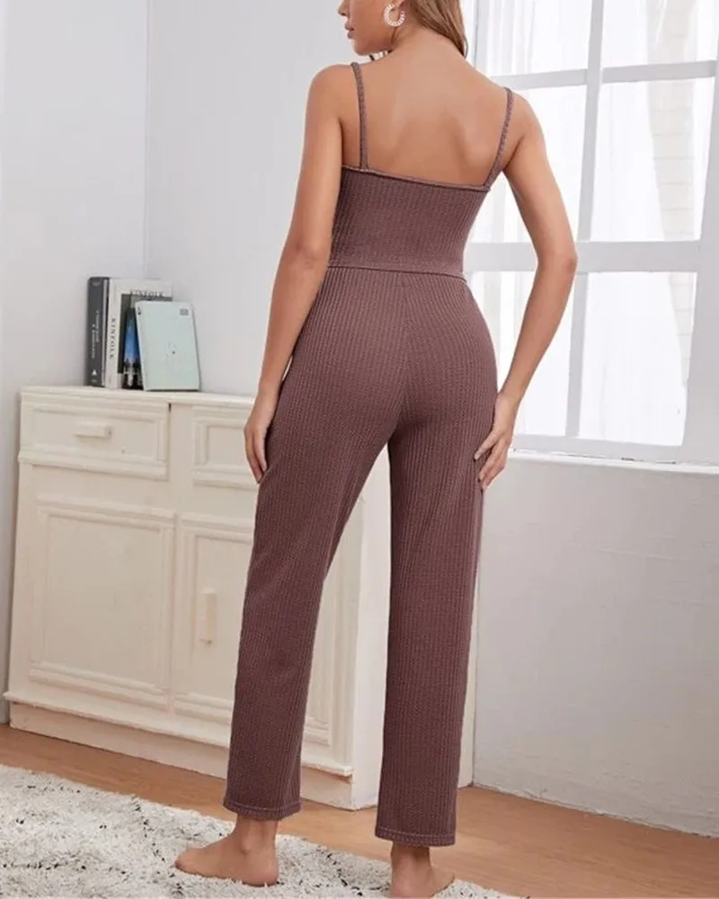 Comfortable and leisurely home three-piece set