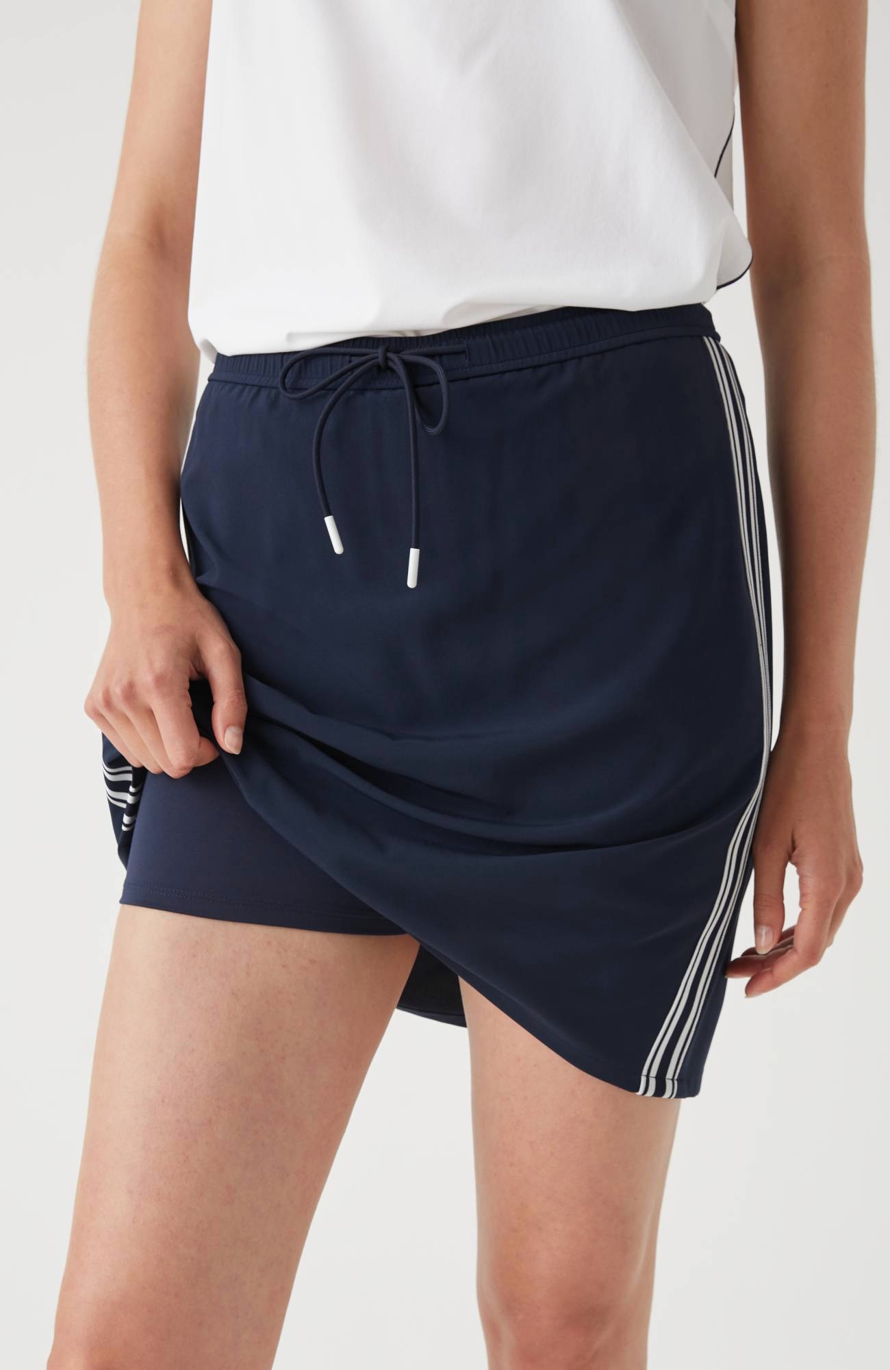 Fit On-The-Go Striped-Detail Skort