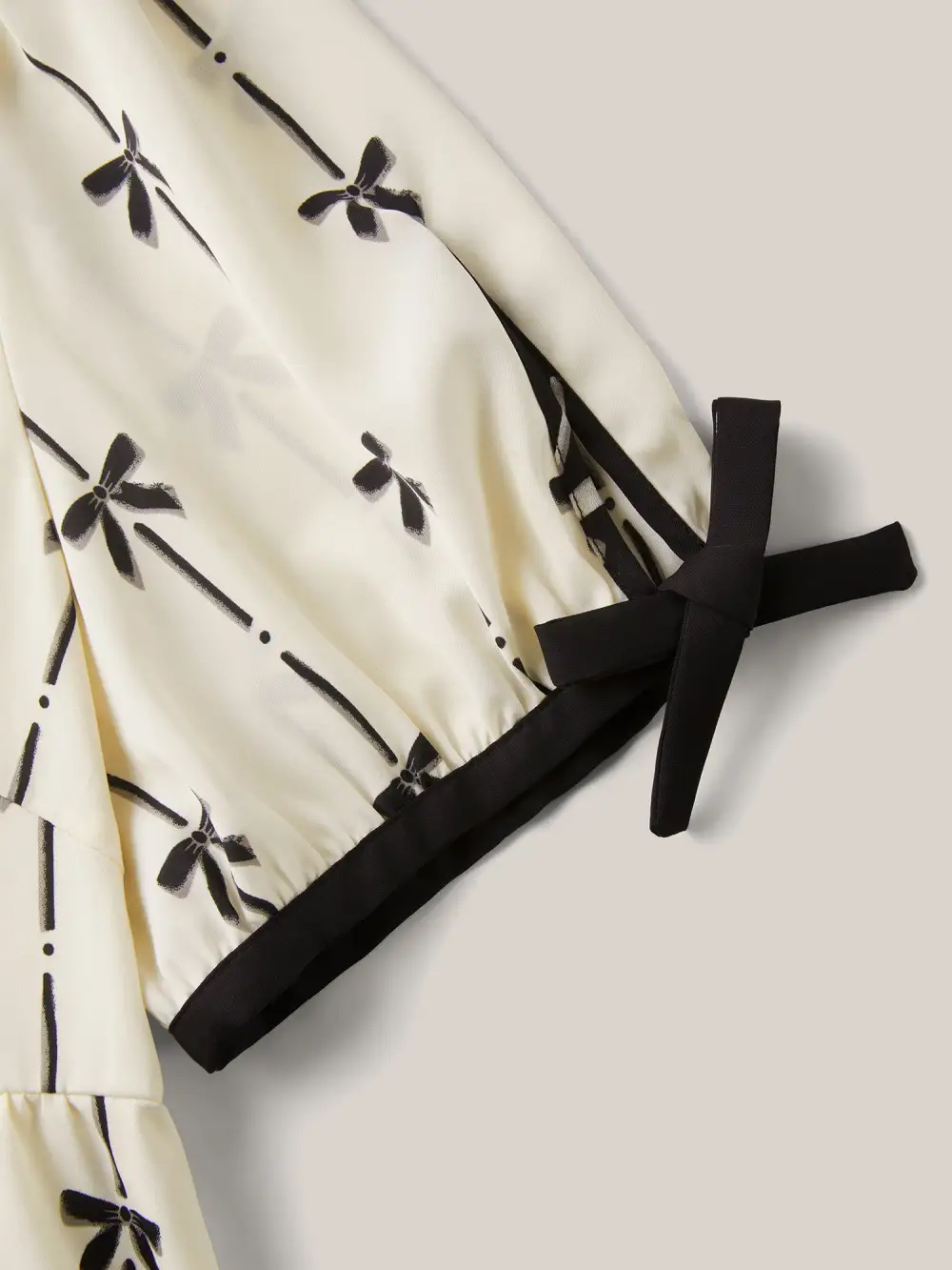 Bow Detail Printed Color Contrast Blouse