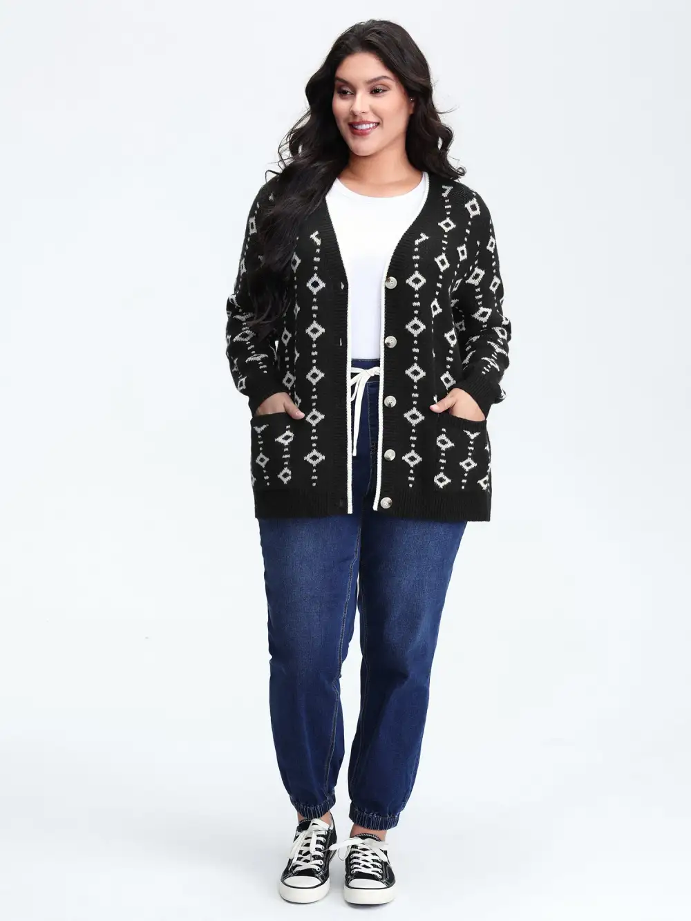 Supersoft Geometric Pattern Pockets Button Knit Cardigan