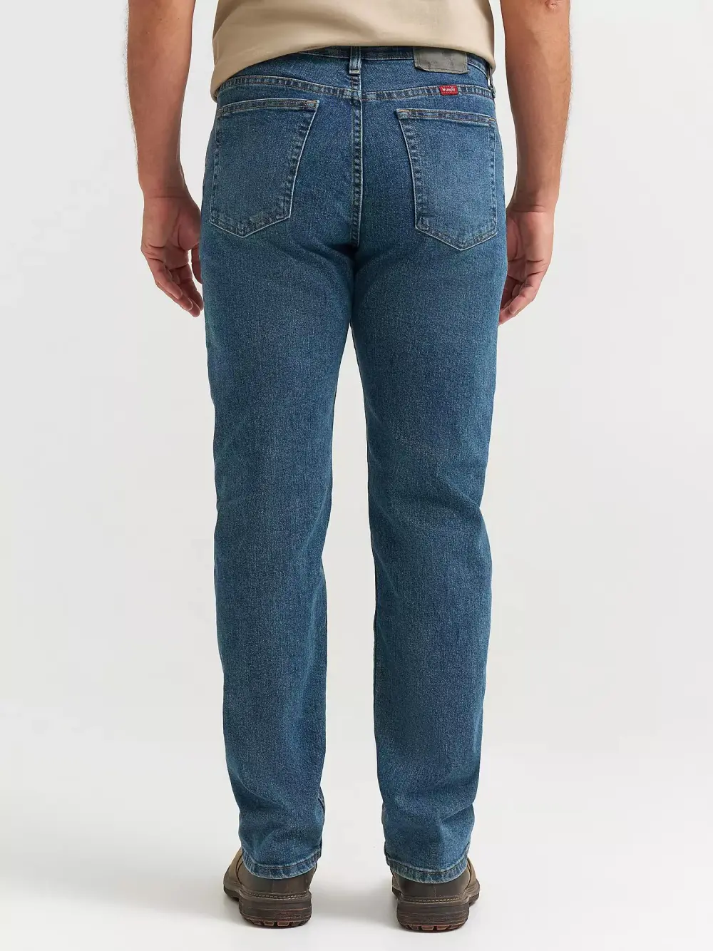 WRANGLER FIVE STAR PREMIUM PERFORMANCE SERIES REGULAR FIT JEAN IN LIGHT WASH