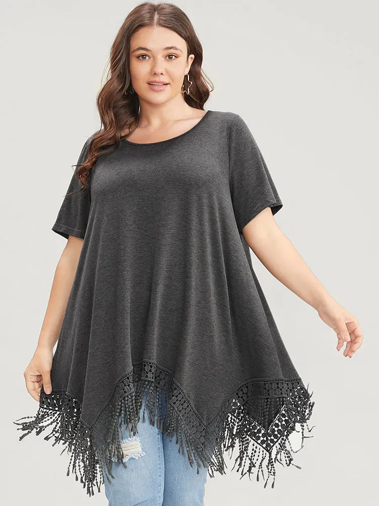 Solid Round Neck Lace Fringe Hem T-shirt
