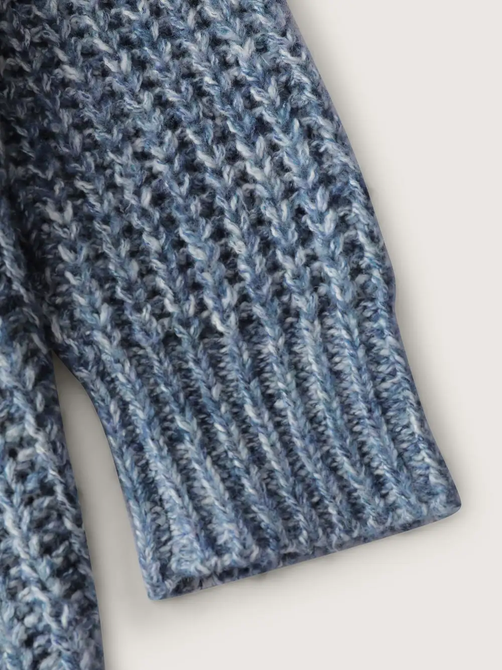 Heather Turtle Neck Solid Pullover