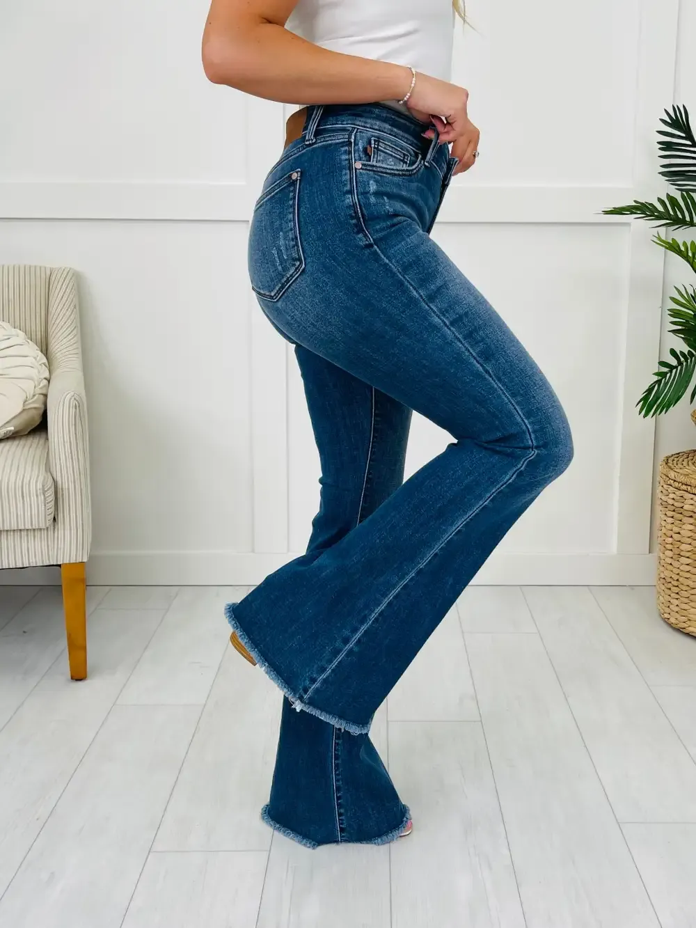 Judy Blue Fade Into You Flare Jeans