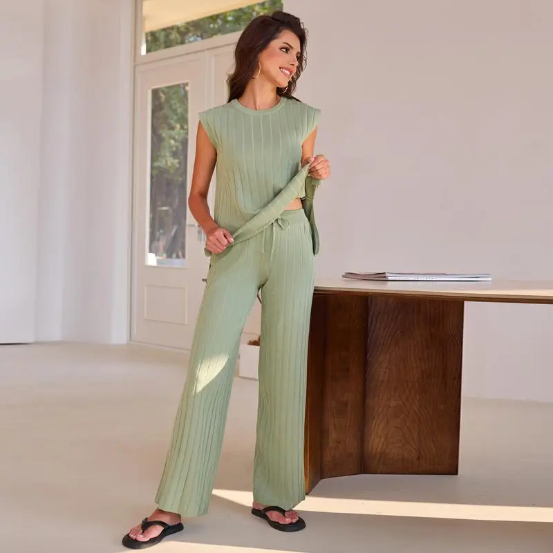 Women's 2-piece summer knit lounge set: short-sleeve pullover + high-waisted wide-leg pants.