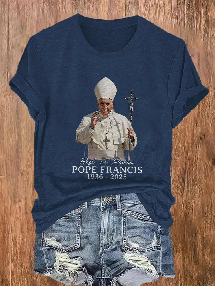 Women's Rest In Peace 1936-2025 Round Neck Short Sleeves Pure Cotton T-Shirt