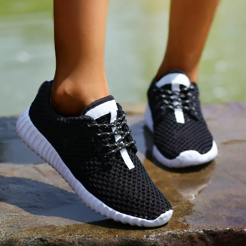 Slip On Walking Shoes Non Slip Running Shoes Breathable Lightweight Gym Sneakers