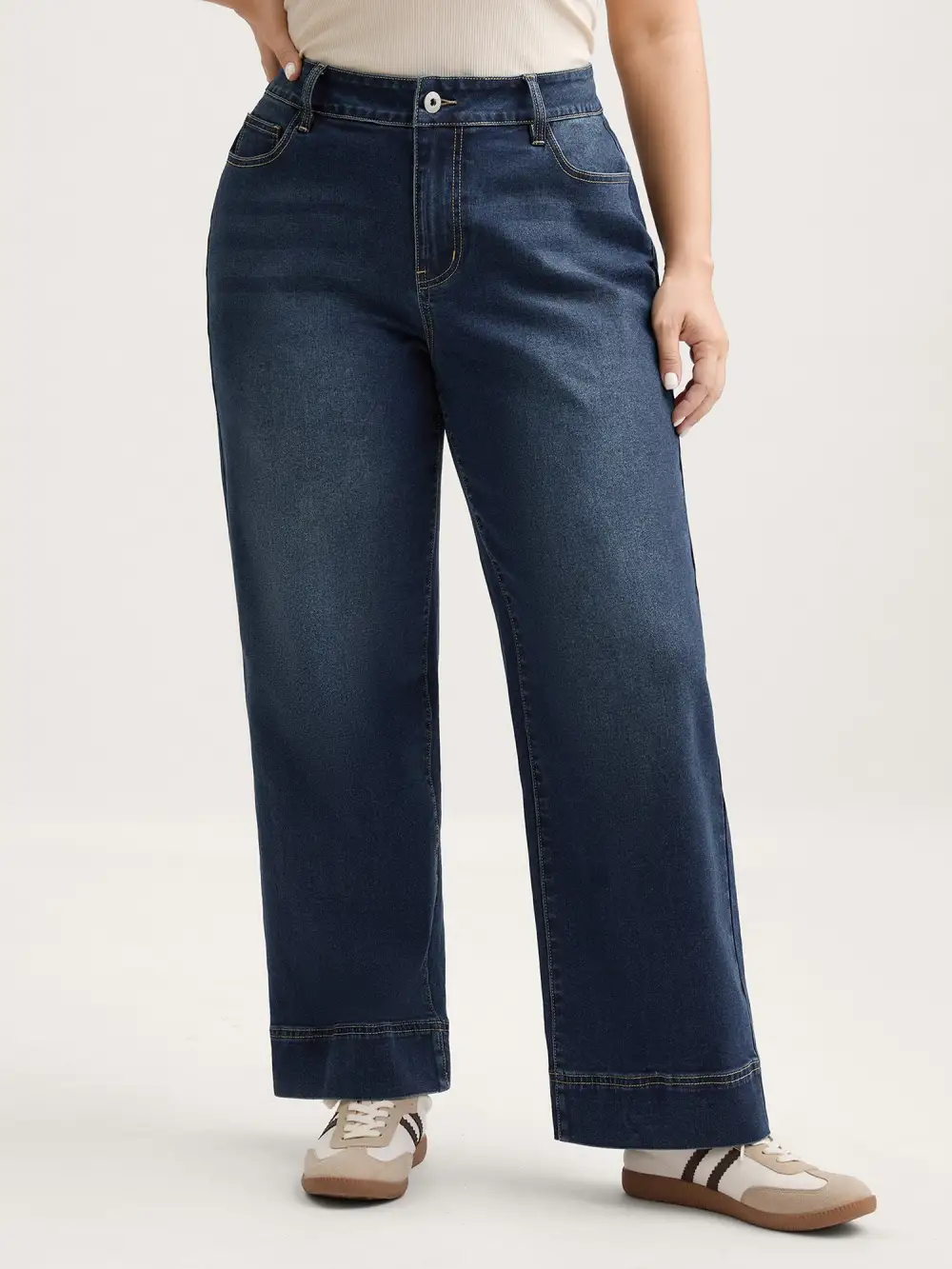 Retro Wash Straight-Leg Jeans