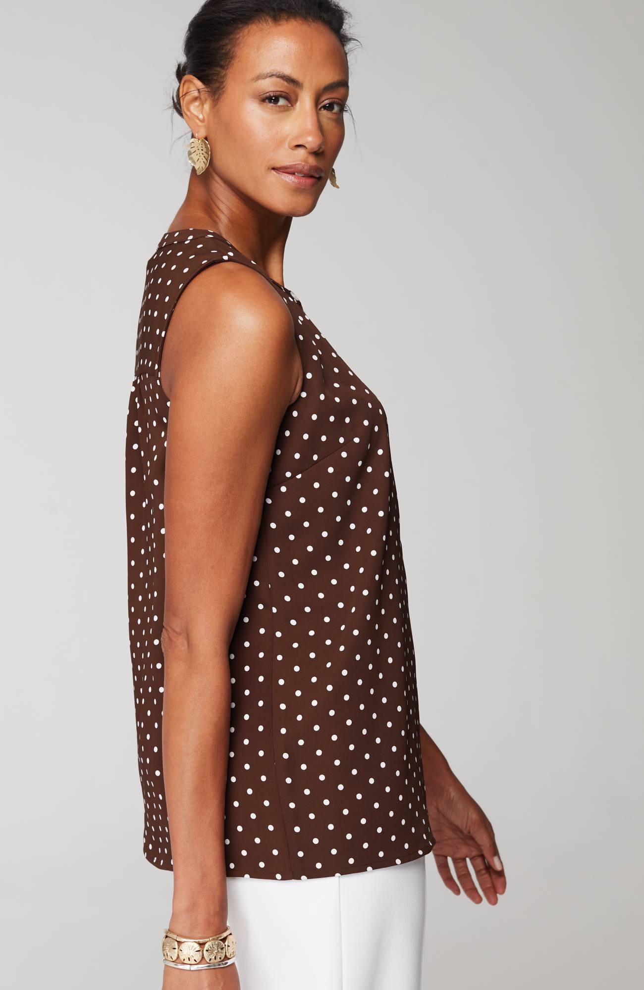 Wearever Easy-Care Sleeveless Top
