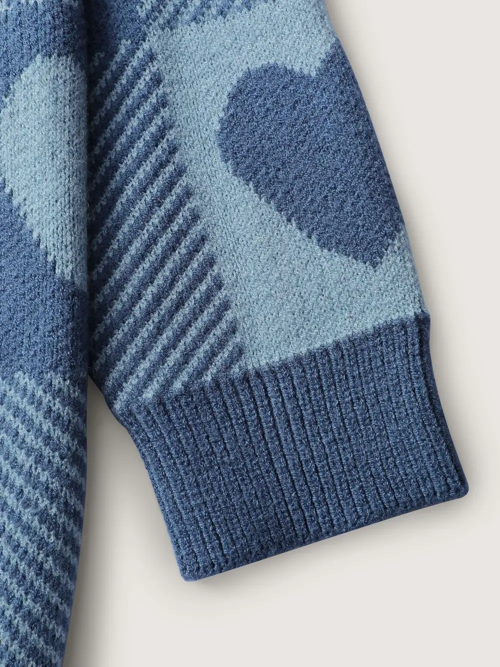 Checkered Hearts Jacquard Pockets Knit Cardigan