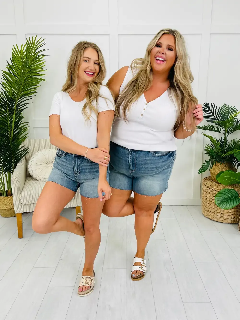 Judy Blue Star of the Show Seam Detail Shorts