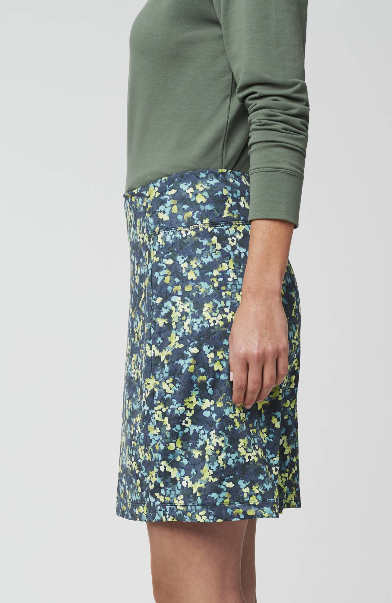 fit performance knit skort