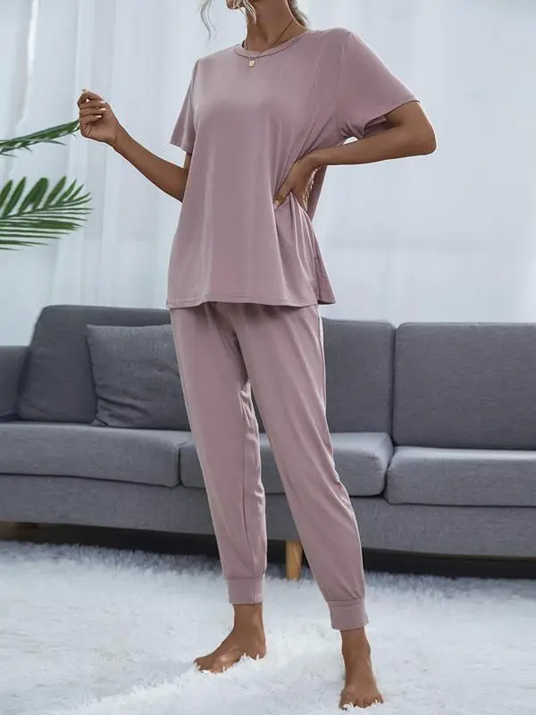 Women's Round Neck Tee & Cropped Pants Lounge Set