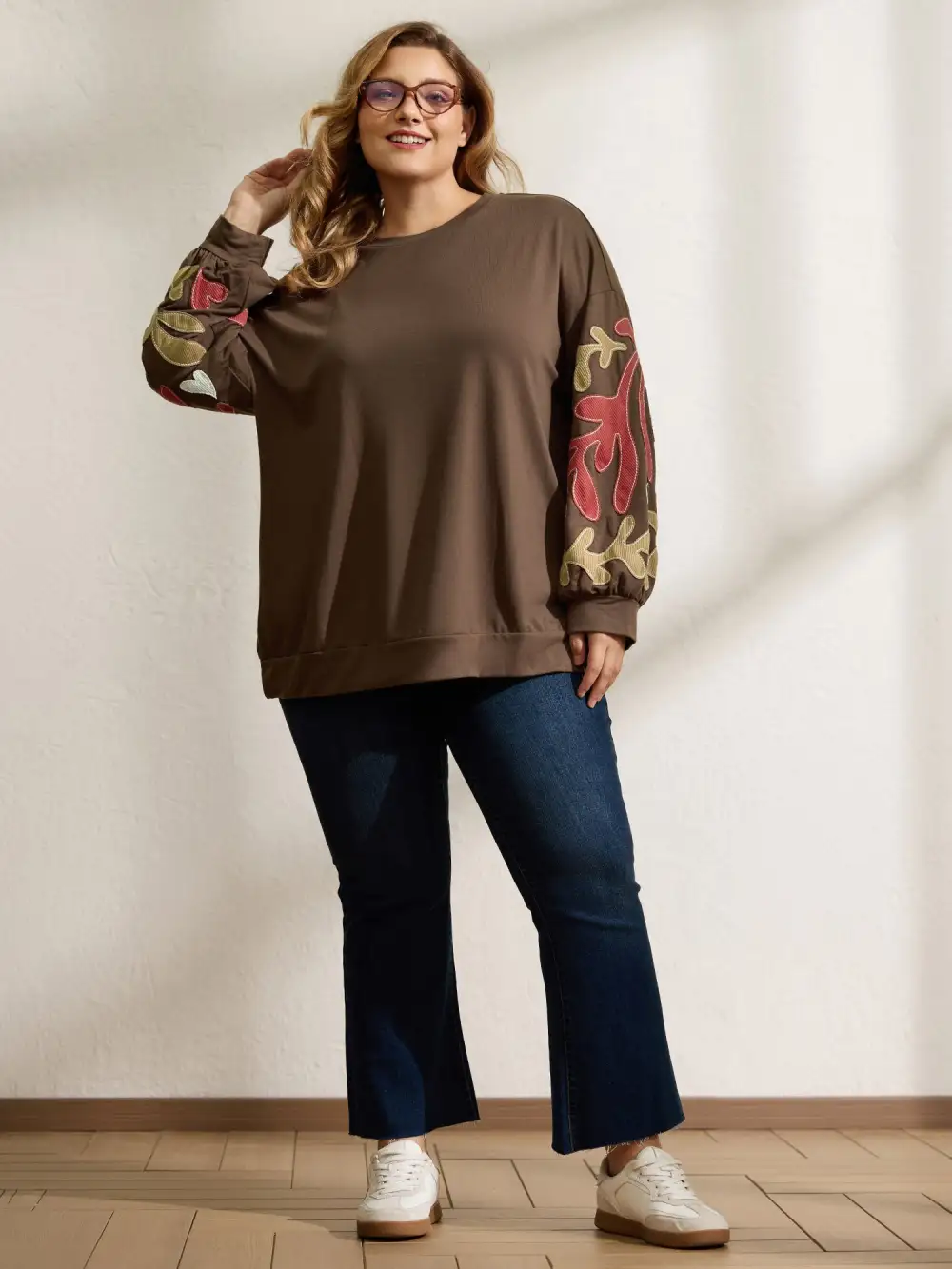 Floral Embroidered Patchwork Contrast Sweatshirt