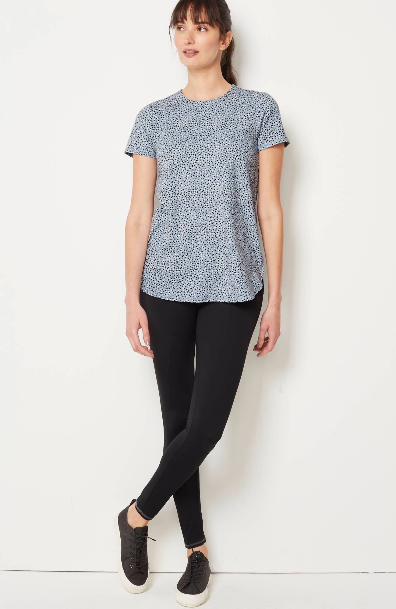 fit progress pima-stretch shirttail tee