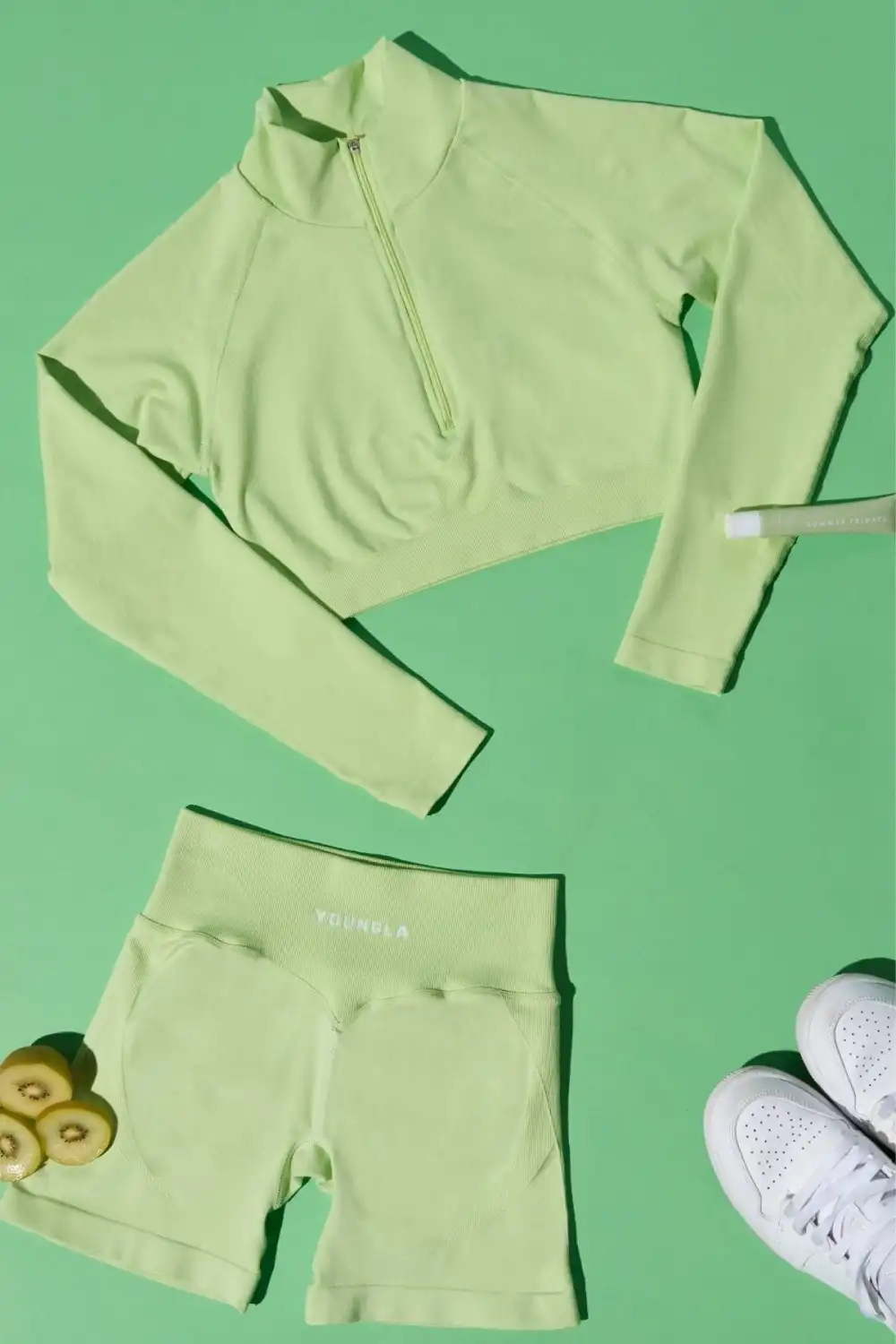 W543 Core Hourglass quarter zip