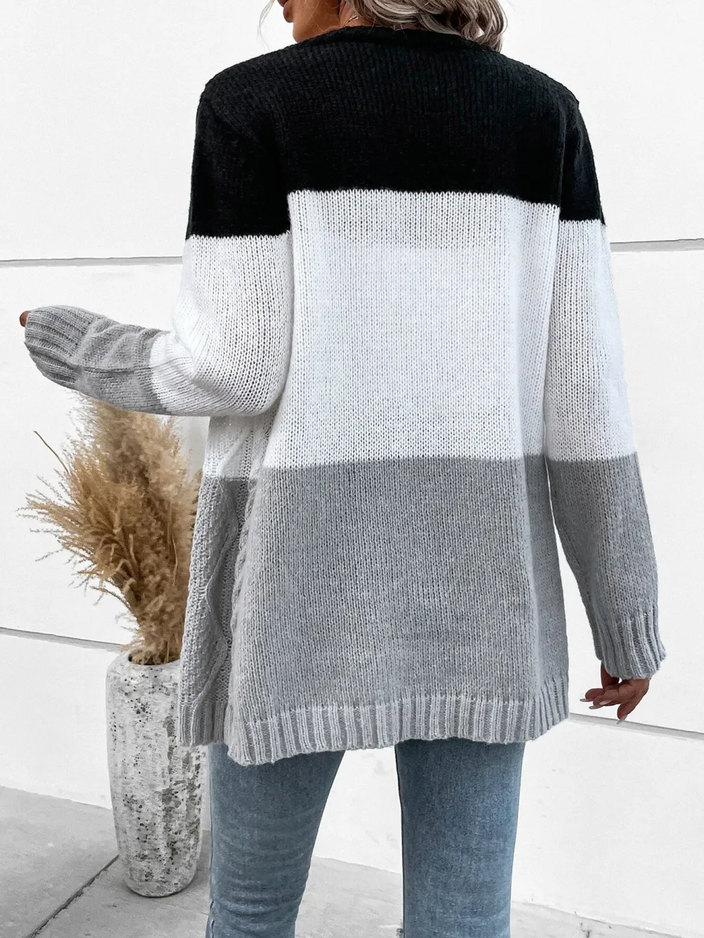 LUNE Color Block Cable Knit Cardigan
