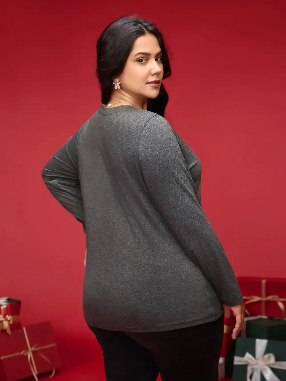 Festive Cat And Tree Printed Slim-Fit Tee