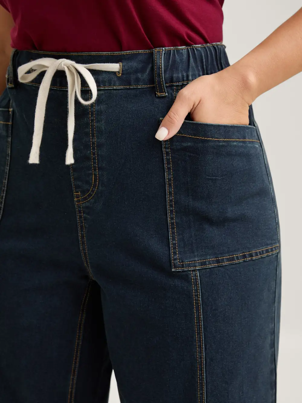 Drawstring Waist Elastic Waist Straight-Leg Jeans