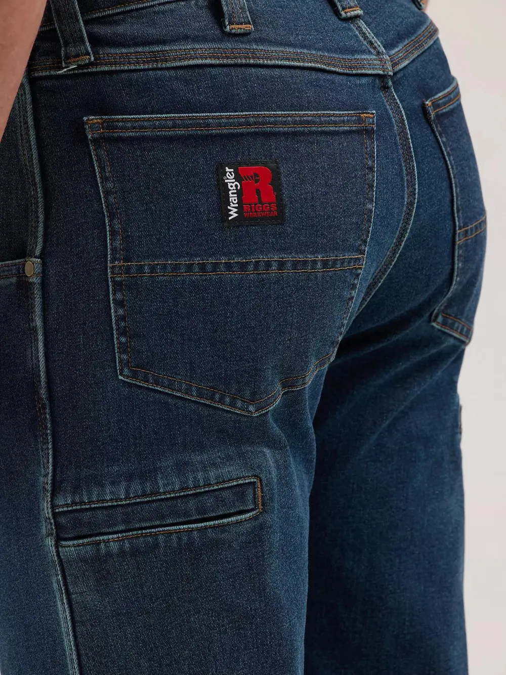 WRANGLER RIGGS WORKWEAR TECHNICAL WORK JEAN IN VINTAGE WASH