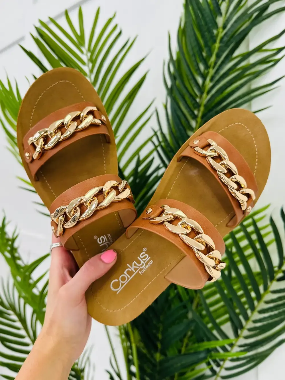 Golden Links Sandals In Cognac