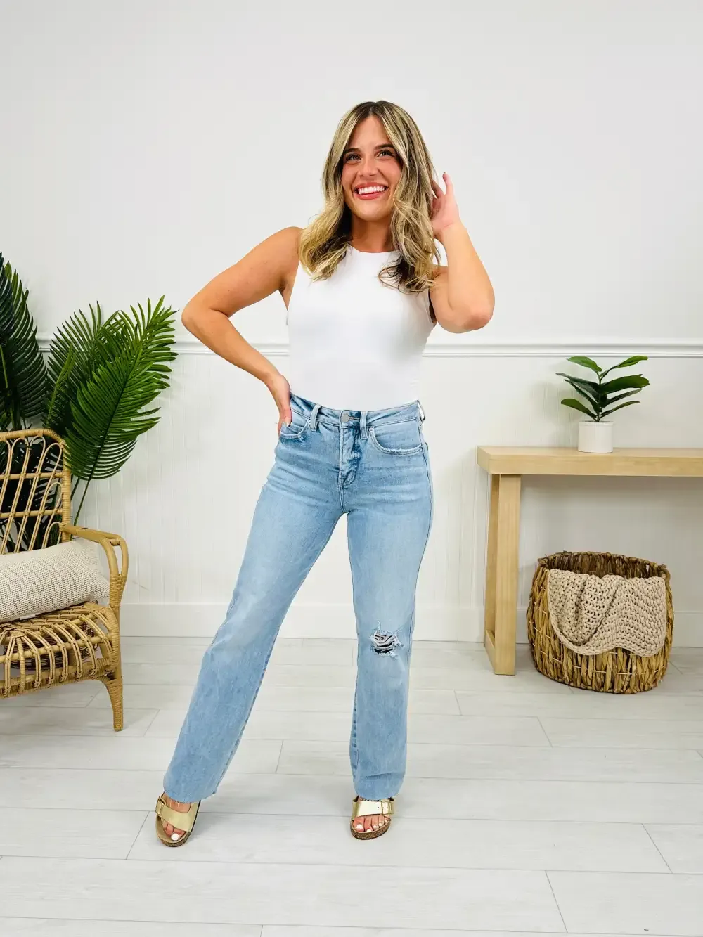 MOCO Exclusive Just Like That Wide Leg Jeans