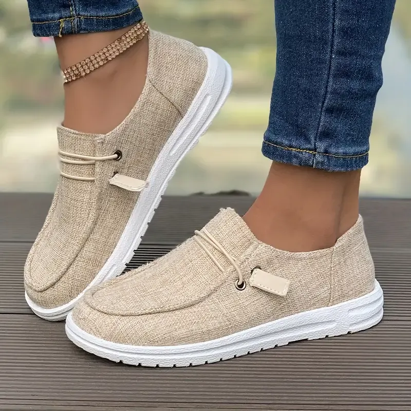 Vibrant Stripe Pattern Low Cut Sneakers - Fashion Sneakers with Wear-Resistant Non-Slip Canvas, Casual Versatile Slip-On Design, Breathable Comfort, and Easy Walking Experience