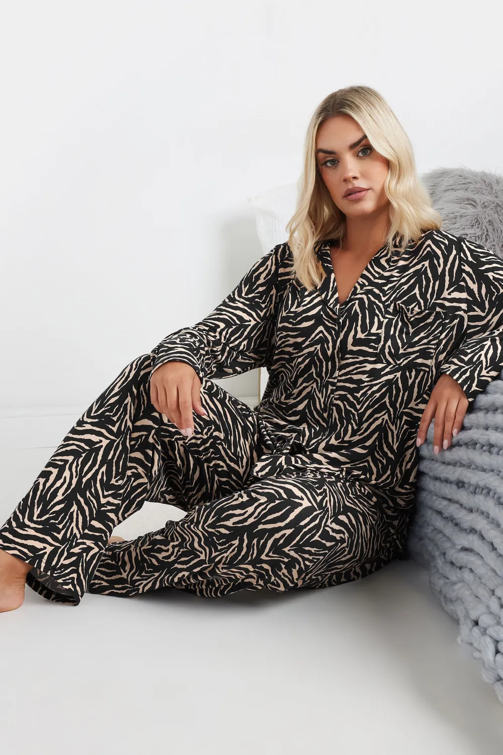 YOURS Curve Red Check Print Soft Touch Pyjama Set