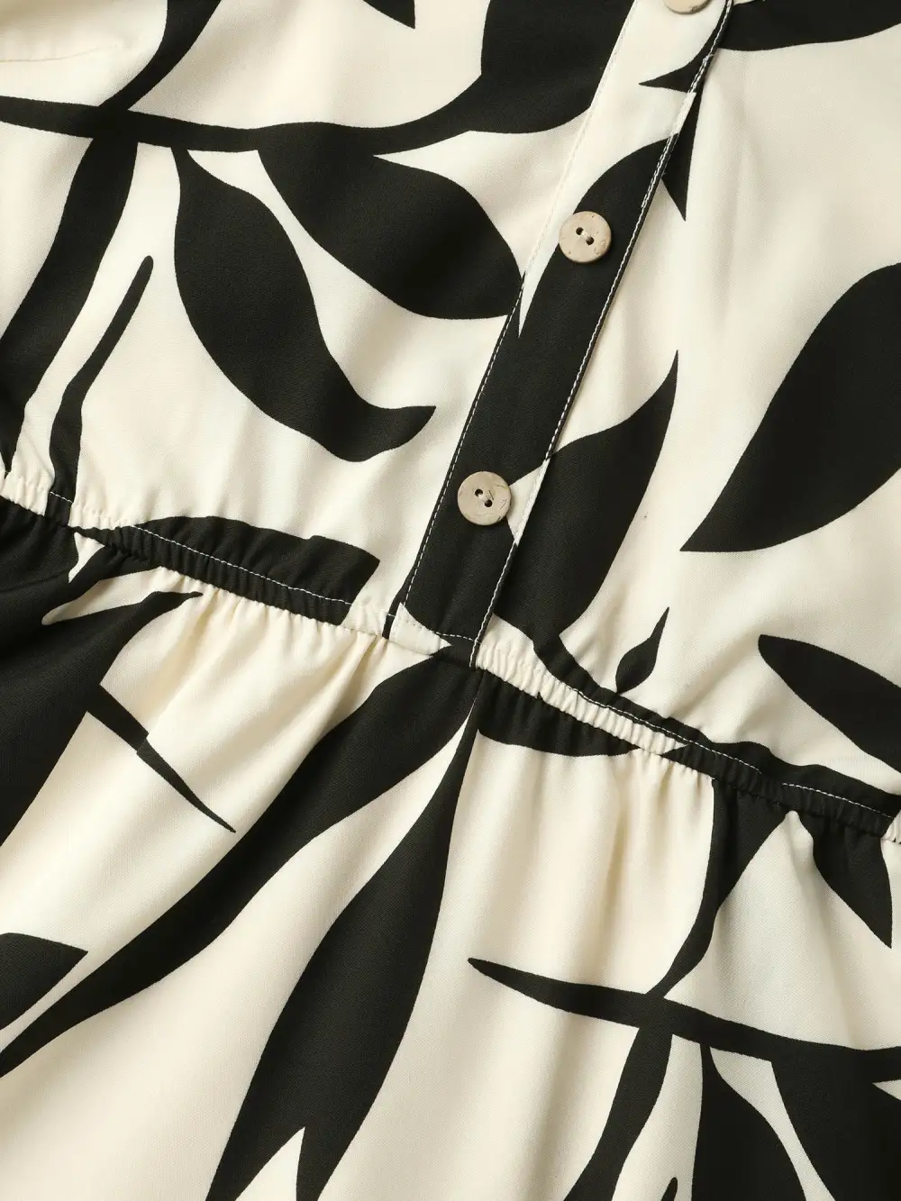 Leaf Print Buttons Waist-Defining Midi Dress