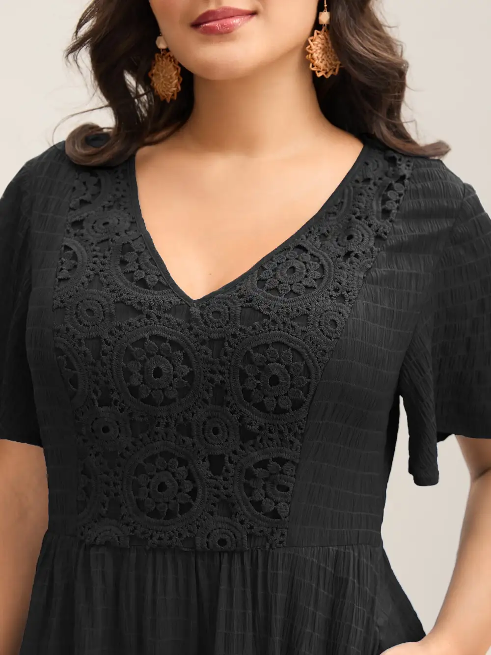 Lace Textured Pockets Tiered Midi Dress