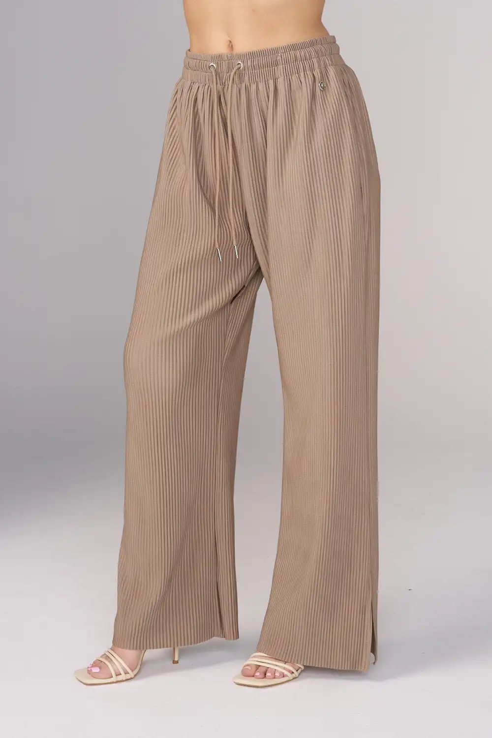 W244 Aria Pleated Pants