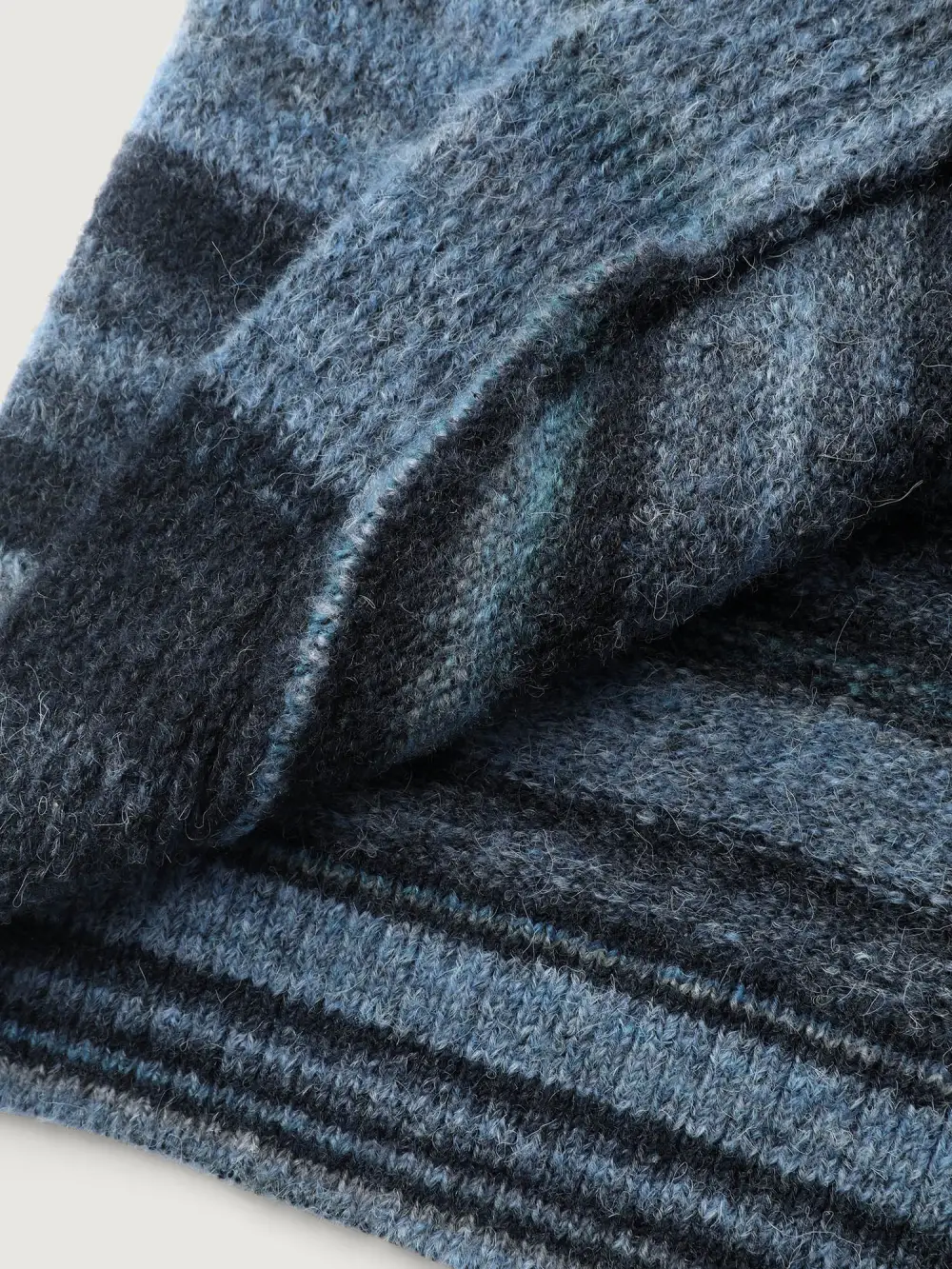 Wool Blend Curvy Hem Knit Cardigan