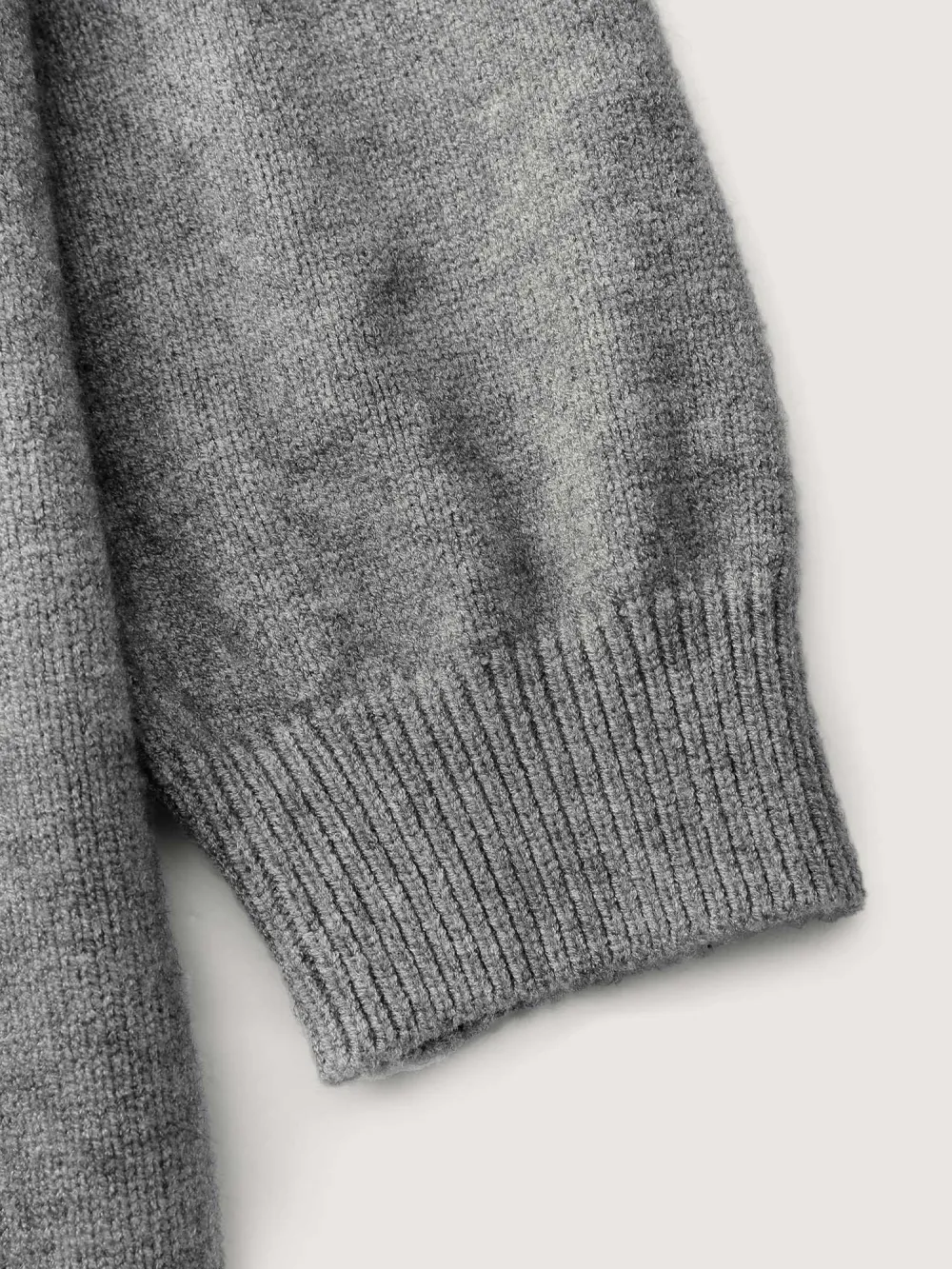 Puppy Bowknot Motif Textured Pullover