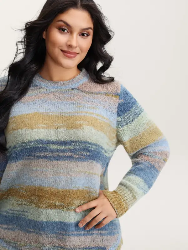 Tissue Textured Color Gradient Pullover