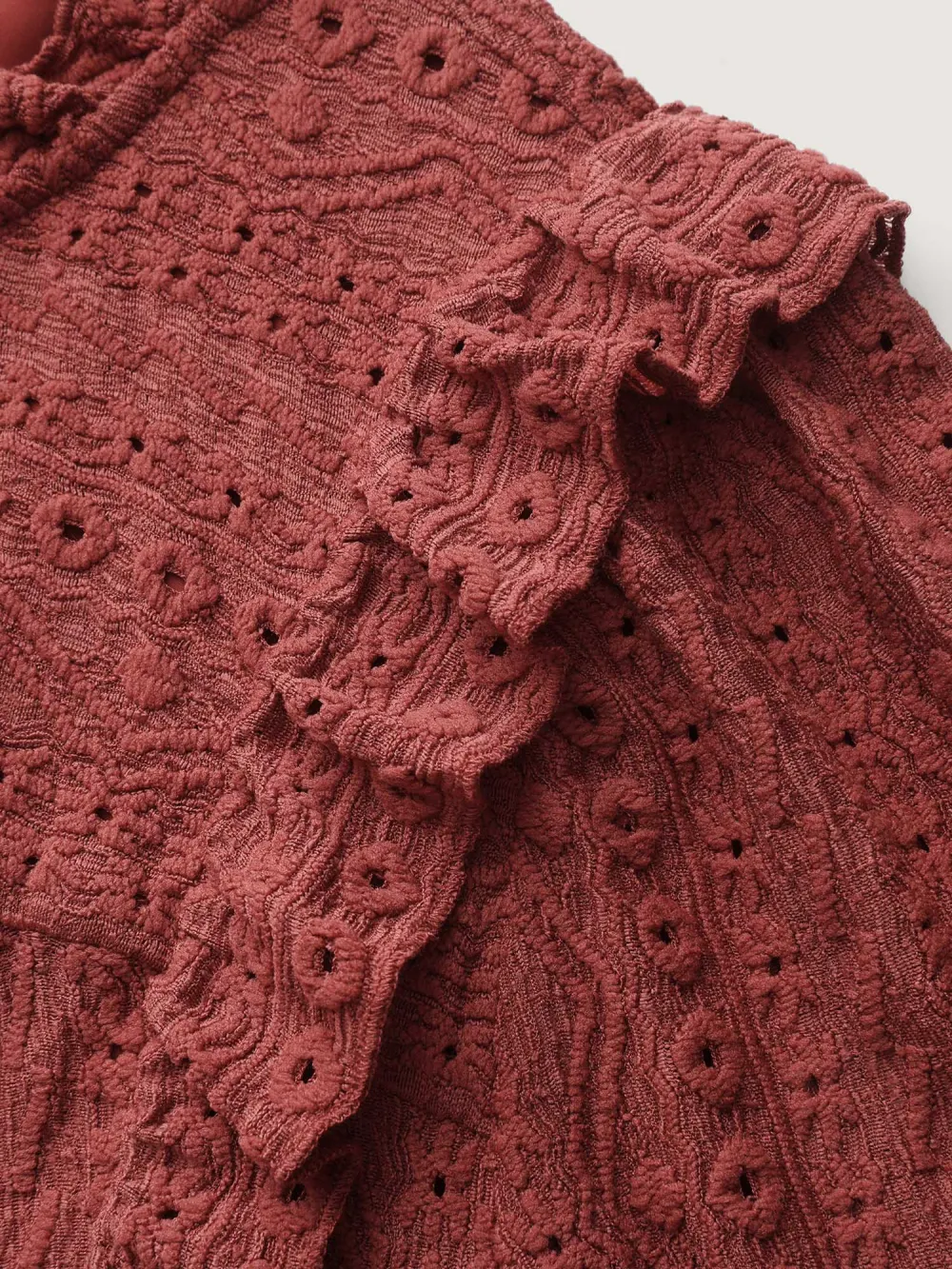 Textured Ruffled Neck Pleated Blouse