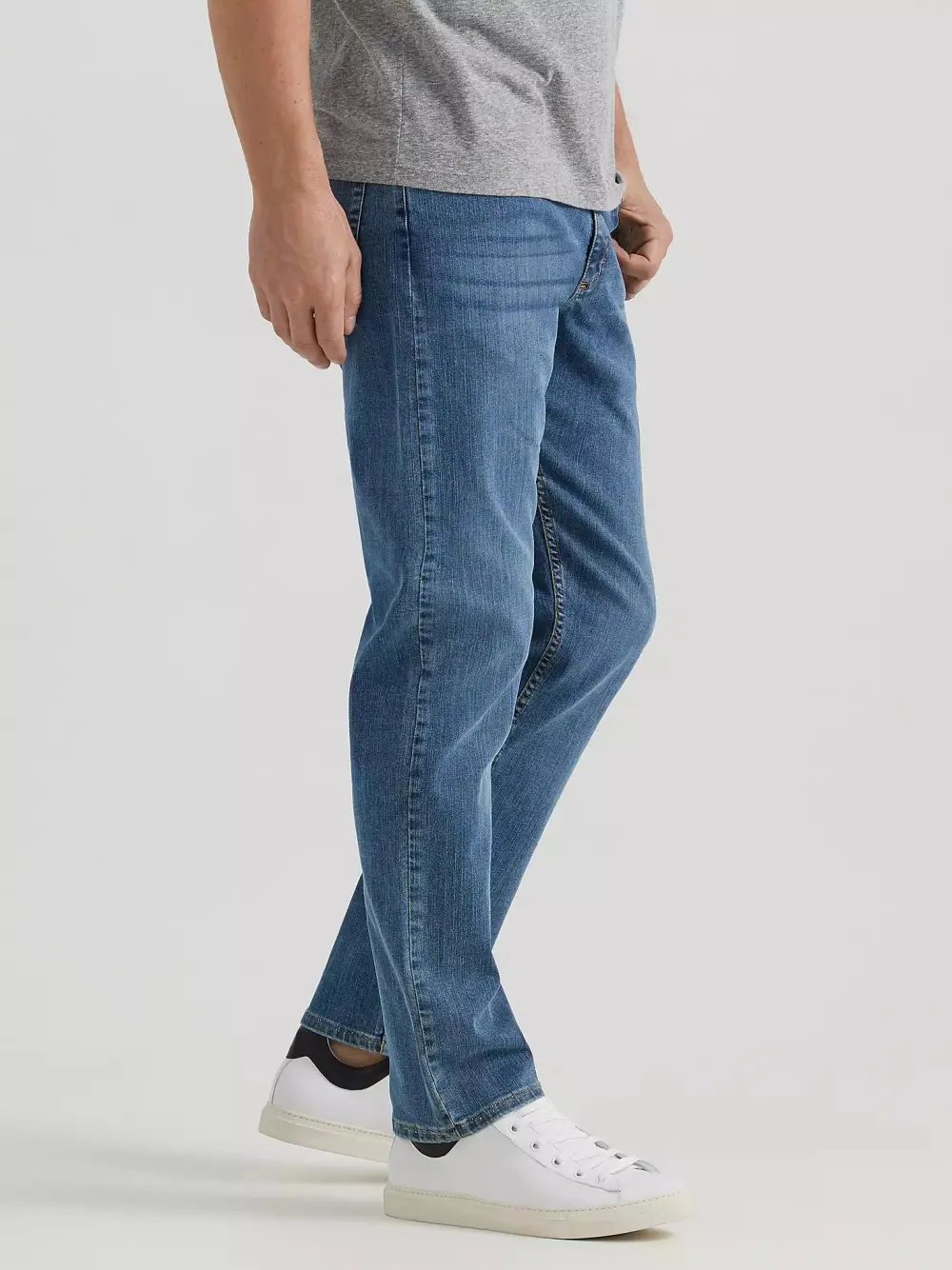 WRANGLER FIVE STAR PREMIUM DENIM FLEX FOR COMFORT RELAXED FIT JEAN IN STONE