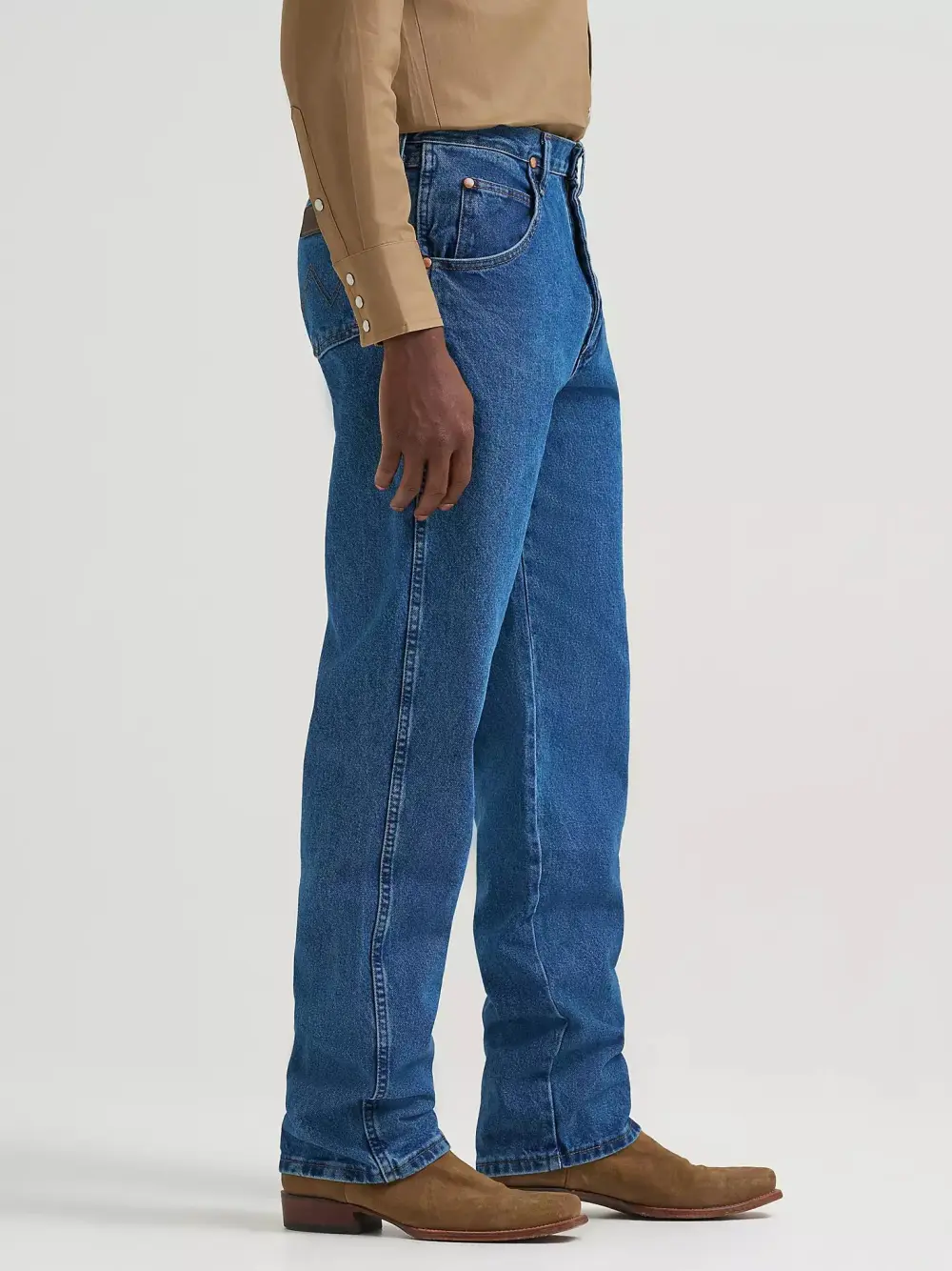 WRANGLER COWBOY CUT RELAXED FIT JEAN IN PREWASHED INDIGO