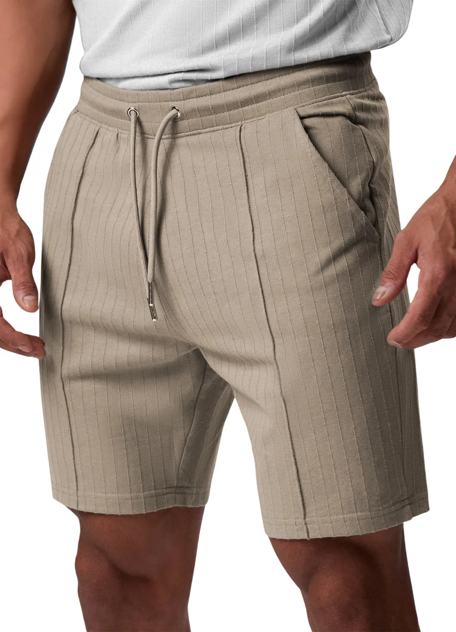 Men's Pleated Stretch Casual Shorts with Side Pockets
