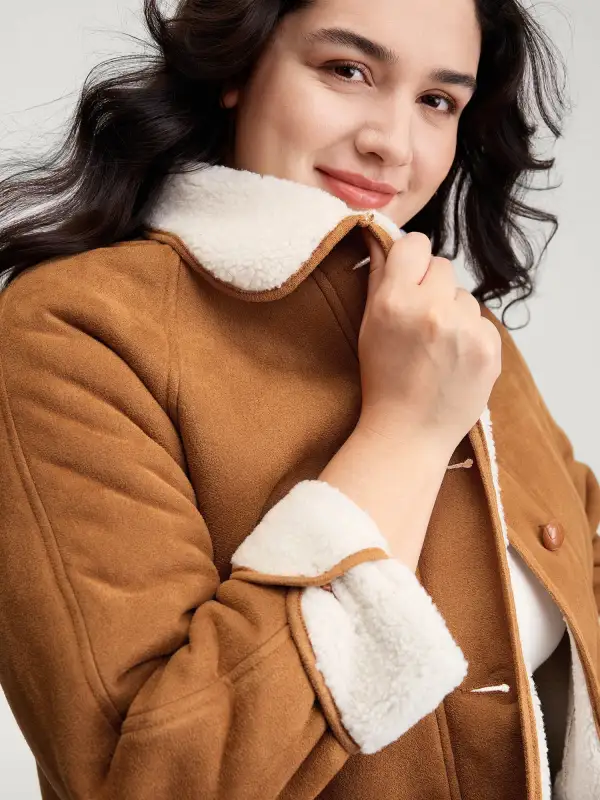 Fluffy Contrast Buttons Quilted Jacket