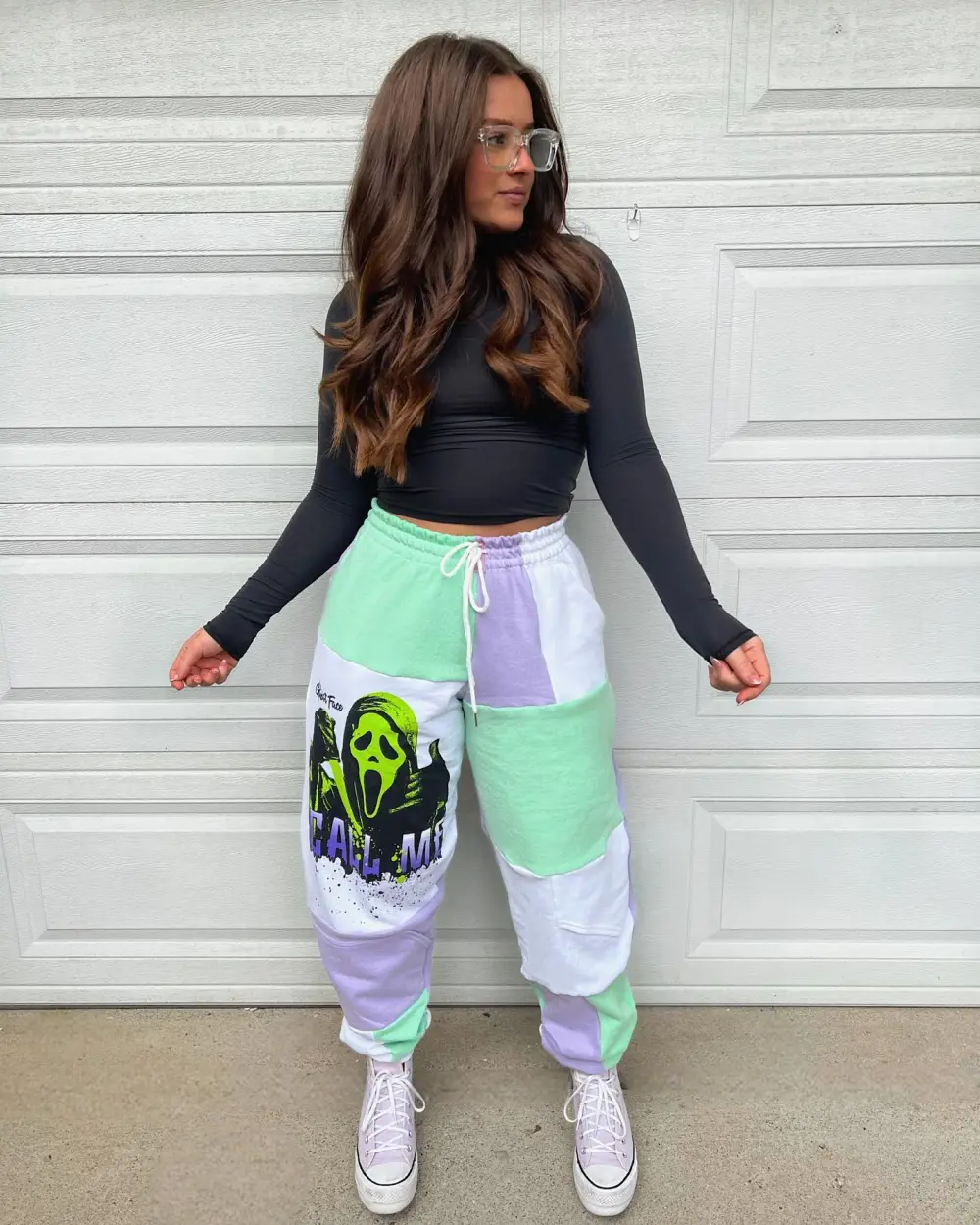 Green sweatpants how perfect and cozy piece for your Halloween day