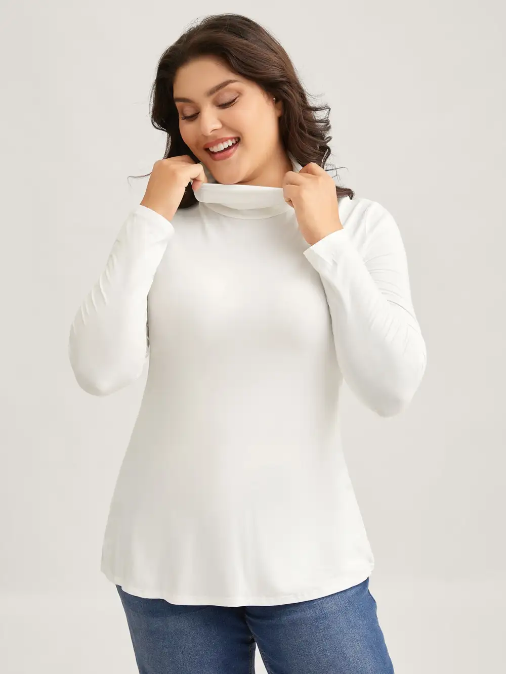 Supersoft Essentials Solid Funnel Neck Knit T-shirt