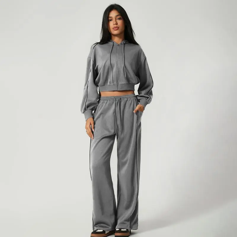 2-Piece Set: Cropped Hoodie & Wide-Leg Pants – Soft, Quick-Dry, with Pockets
