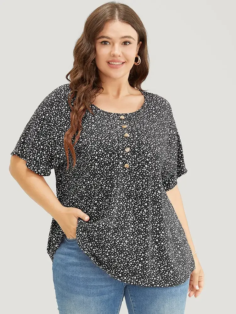 Ditsy Floral Pleated Front Button Detail Blouse