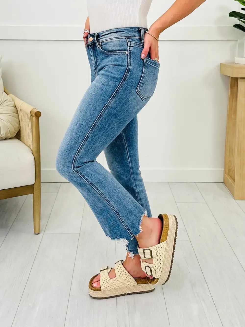Kick Back And Relax Kick Flare Cropped Jeans in Reg/Curvy