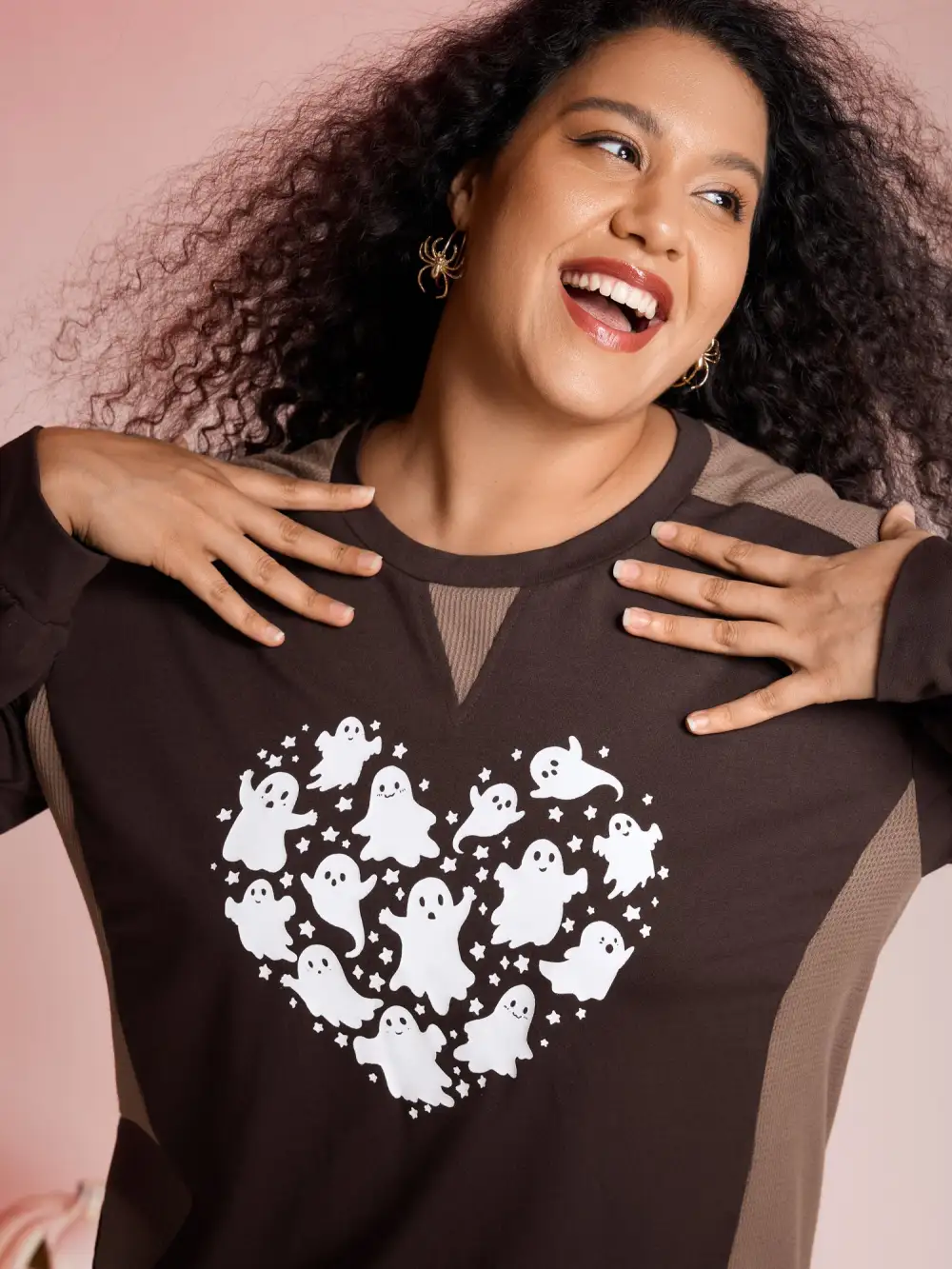 Haunted Heart Relaxed Fit Round Neck Sweatshirt